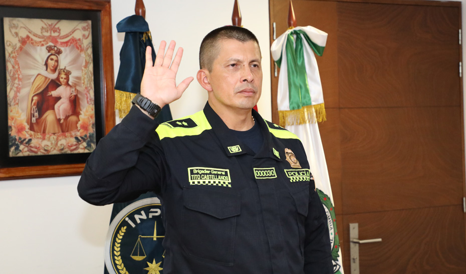 El General de Brigada Tito Yesid Castellanos Tuay asume como nuevo Director General del INPEC