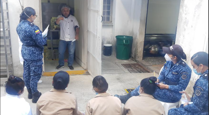 Curso de Panadería Básica en la Reclusión de Mujeres de Pereira fortalece habilidades para el emprendimiento